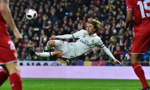 Real thắng 3 sao, Zidane khen học trò chơi "hoàn hảo"