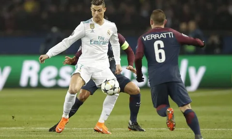 Real Madrid vào tứ kết: Tuyệt đỉnh Ronaldo