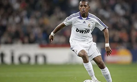 Robinho thể hiện ra sao thời còn khoác áo Real Madrid?