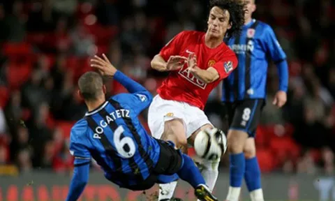 Rodrigo Possebon - Xabi Alonso trong mắt Công Vinh