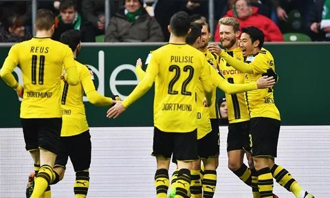 Rơi vào thế 10 chống 11, Werder Bremen chịu thua sát nút trước Dortmund