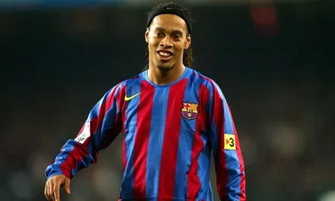 Ronaldinho không thể dự đoán trận PSG và Barca