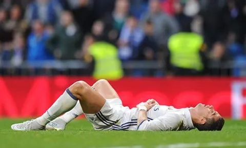 Ronaldo giữa ranh giới số 1 và số 0