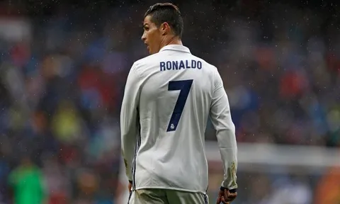 Ronaldo dính nghi án 'chạy chọt' hòng thoát án tù