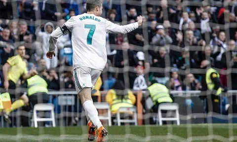 Nghịch lý Ronaldo tuổi 33 vẫn có giá trị rất cao với Real