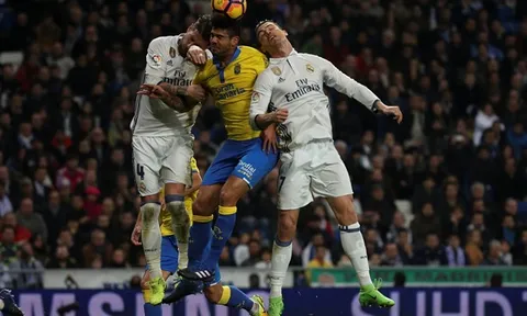 Real gặp khó cứ cầu Ronaldo
