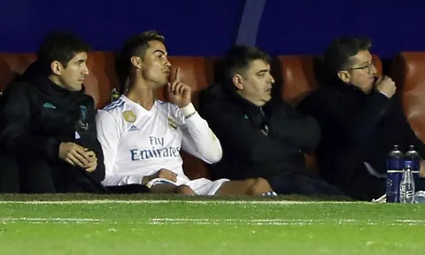 Ronaldo sinh nhật tuổi 33 với hiệu suất ghi bàn tệ nhất