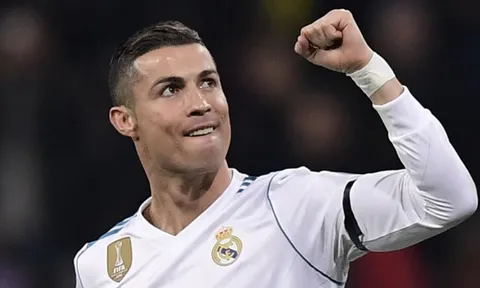 Ronaldo thăng hoa, Real có cứu được mùa giải?