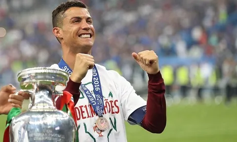 Ronaldo: 'Vô địch cùng BĐN khó hơn Argentina'