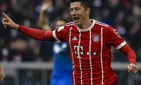 Bayern ngược dòng xuất thần trong trận cầu 7 bàn thắng
