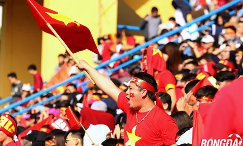 Sân Hàng Đẫy "hồi sinh" trong buổi Offline cổ vũ U23 Việt Nam