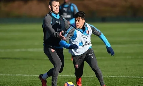 Sanchez chạy hùng hục trên sân, quyết tri ân Arsenal bằng một trận thắng