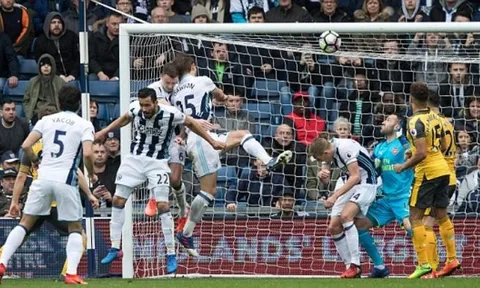 Sanchez làm, hàng thủ phá, Arsenal trắng tay rời The Hawthorns