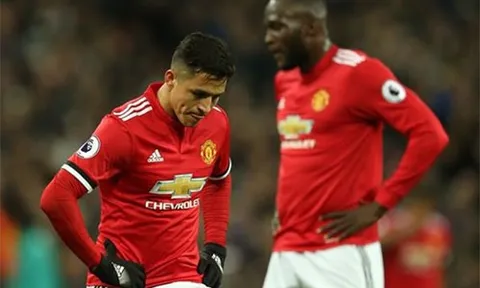 ‘Rắc rối của MU không phải chỉ với Paul Pogba’