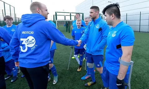 Sao Everton hớn hở với sự kiện cộng đồng