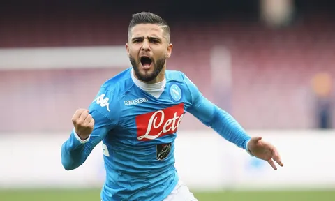 Sao Napoli từ chối Arsenal, PSG