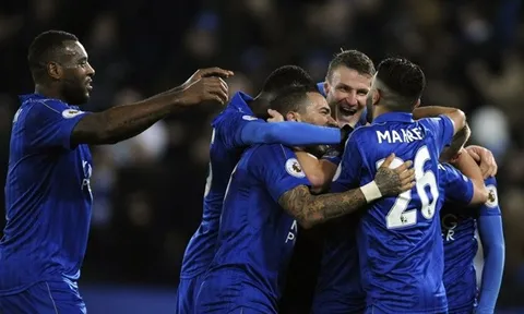 Sau vòng 26 NHA: Bi kịch Ranieri; Liverpool - Top 4 xa dần