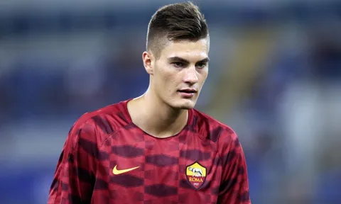 Schick lại chấn thương, Roma chặn đường tới Chelsea của Dzeko