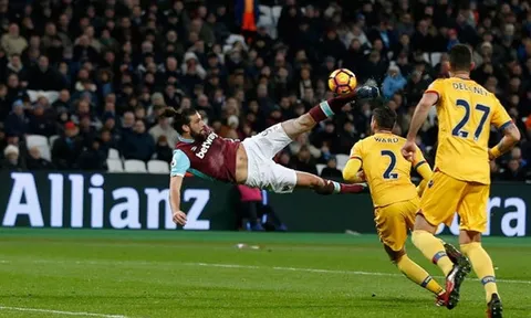 Siêu phẩm của Carroll ăn đứt Mkhitaryan, Giroud và Payet