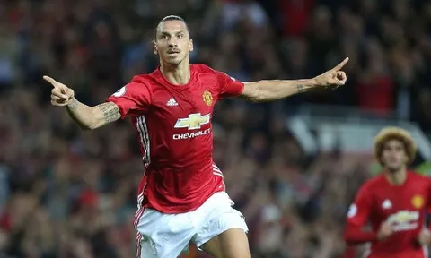 Siêu phẩm sút phạt của Ibrahimovic vs Southampton