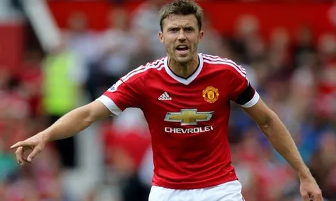 SỐC: Lý do 'củ chuối' khiến Carrick lỡ trận Middlesbrough