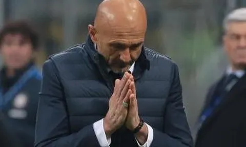 Spalletti thừa nhận đã bó tay với Inter