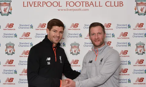 Steven Gerrard chính thức trở lại Liverpool