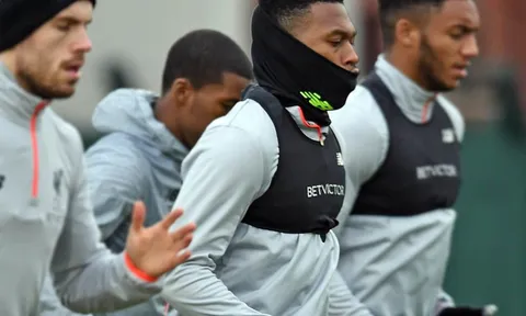 Sturridge hóa ninja trên sân tập, Liverpool sẵn sàng chiến Tottenham