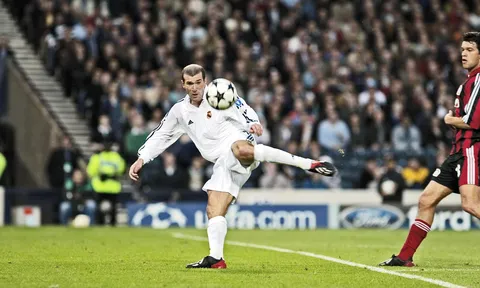 Sự tài hoa của nhạc trưởng Zidane khi còn thi đấu