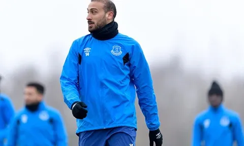 Tân binh đắt giá của Everton lao đầu luyện tập, sẵn sàng bắn hạ Gà trống