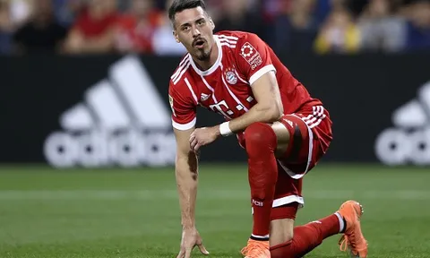 Tân binh mở điểm, Bayern đại thắng tại châu Á