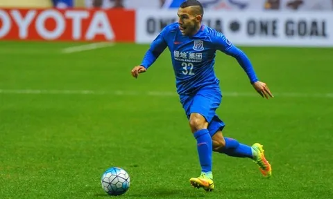 Mất 35 phút, Tevez ghi bàn đầu tiên ở Trung Quốc