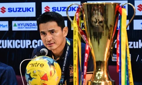 Thái Lan ra 'tối hậu thư' cho Kiatisak