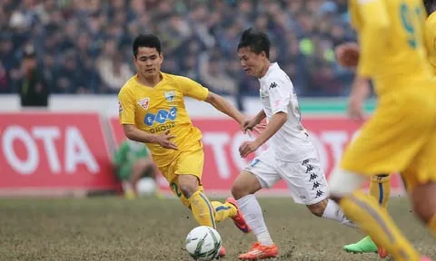 Hà Nội FC chiếm lợi thế trong cuộc đua đến ngôi đầu