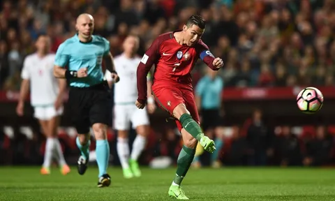 Thất vọng, sút phạt, ghi bàn, ăn mừng, Ronaldo là nhân vật chính trong show diễn tại Lisbon
