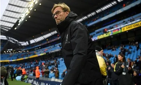Thầy trò Klopp hừng hực khí thế tiến vào Etihad