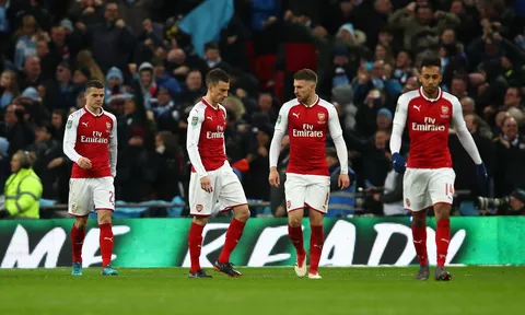 Arsenal đã không thể 'sao chép' kế hoạch của M.U mùa trước