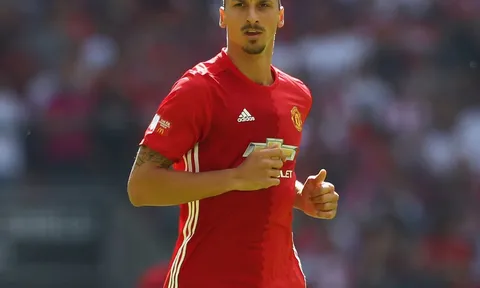 Thống kê: Ibrahimovic là người bị 'gài bẫy' nhiều nhất Ngoại hạng Anh