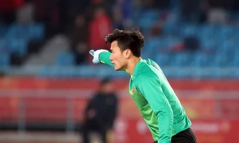 Thủ thành Bùi Tiến Dũng khiến U23 Qatar nản lòng