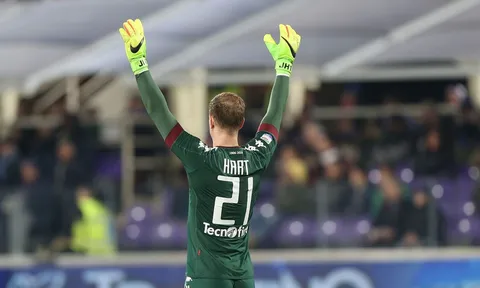 Tiền bối khuyên Joe Hart gia nhập Juventus