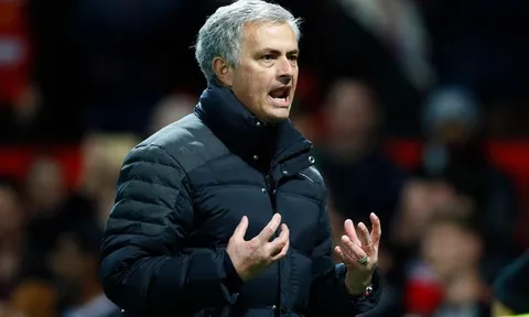 Tiết lộ cực kỳ cảm động về Mourinho trước trận gặp Middlesbough