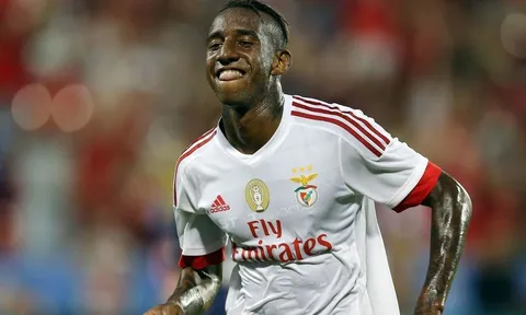 Tiêu điểm chuyển nhượng châu Âu: M.U chi 24 triệu euro cho 'cái tên lạ', Chelsea 'rút ruột' Arsenal