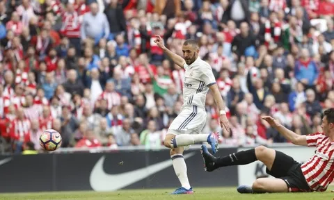 Toả sáng, Benzema vào top 10 chân sút hay nhất Real Madrid