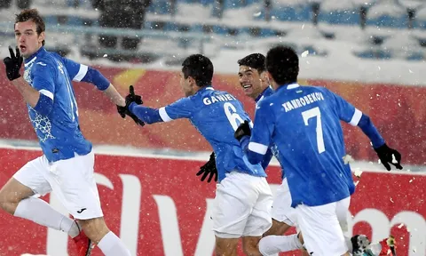 Tổng thống Uzbekistan gọi cầu thủ U23 là người hùng đất nước
