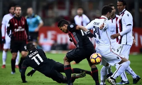 Top đầu Serie A 'trầy da tróc vẩy' trong ngày đầu năm