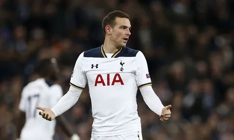 Tottenham như 'chết lặng' sau quyết định của Janssen