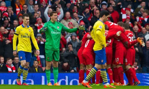 Trận cầu kinh điển: Liverpool 5-1 Arsenal (2013/14)