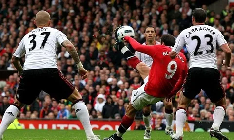 Trận cầu kinh điển: Manchester United 3-2 Liverpool (2010/11)