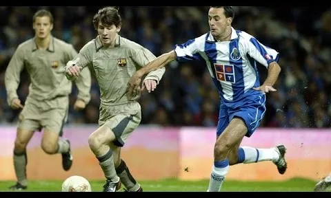 Trận đấu đầu tiên của Lionel Messi cho Barcelona
