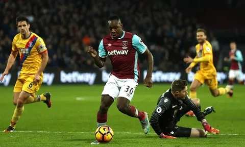 Trói chân trụ cột, West Ham gieo sầu cho Chelsea